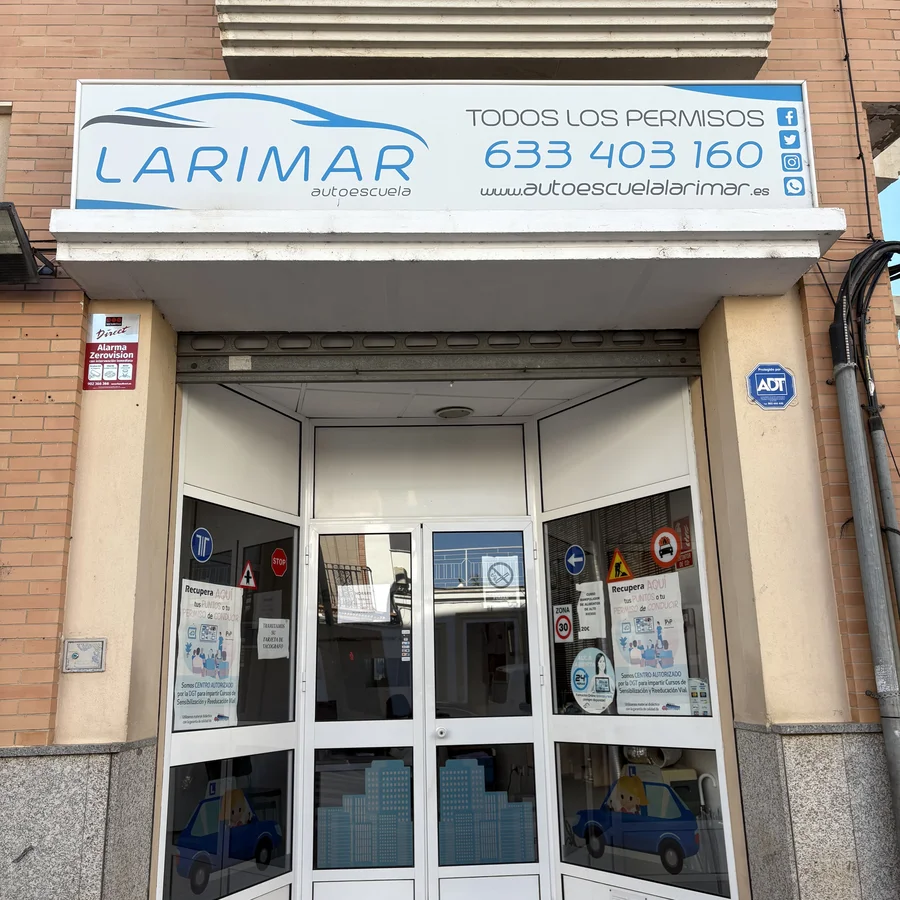 Autoescuela Larimar